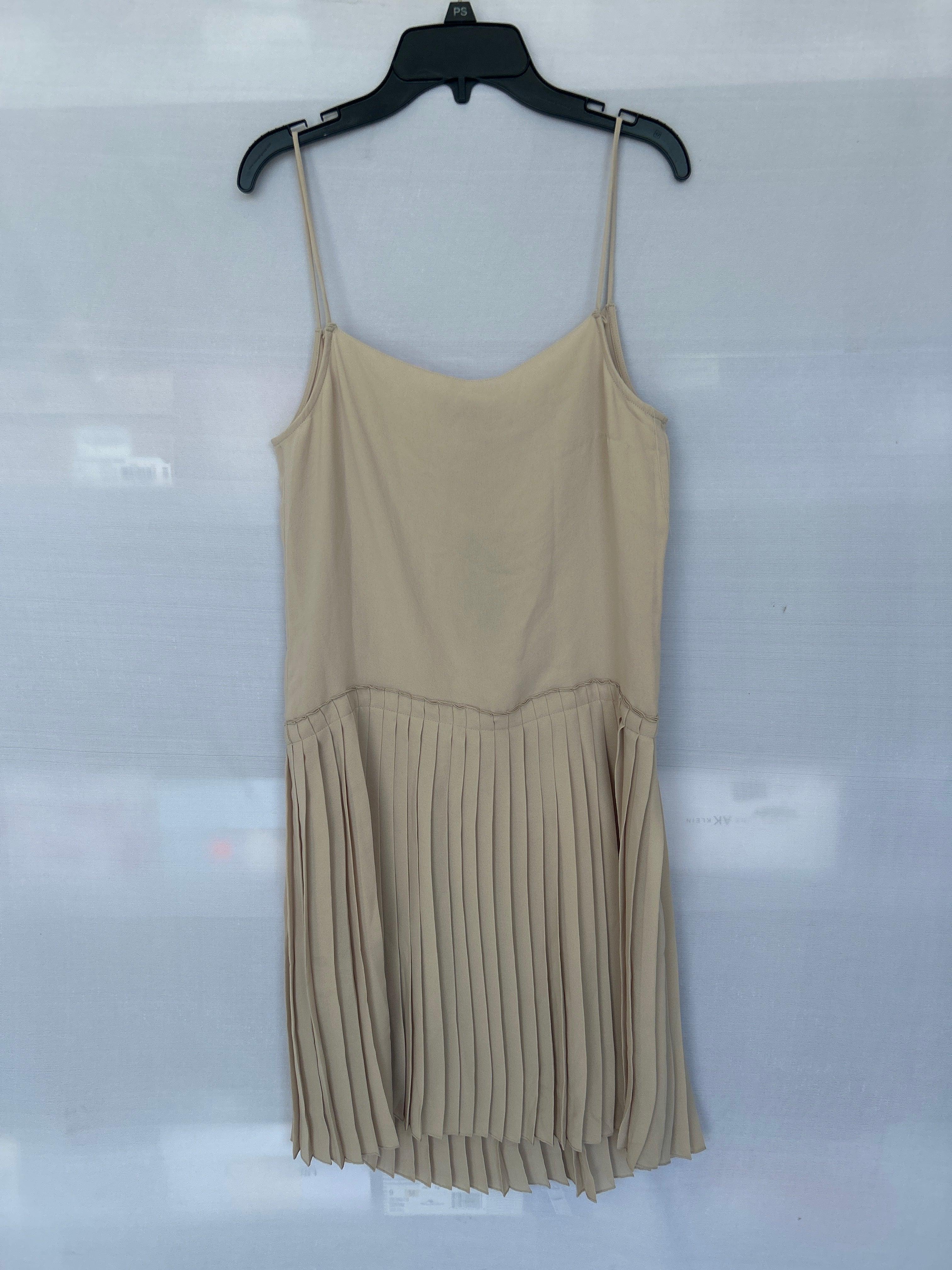 فستان نسائي بدون أكمام من تروساردي 661222 باللون الكريمي Col-110