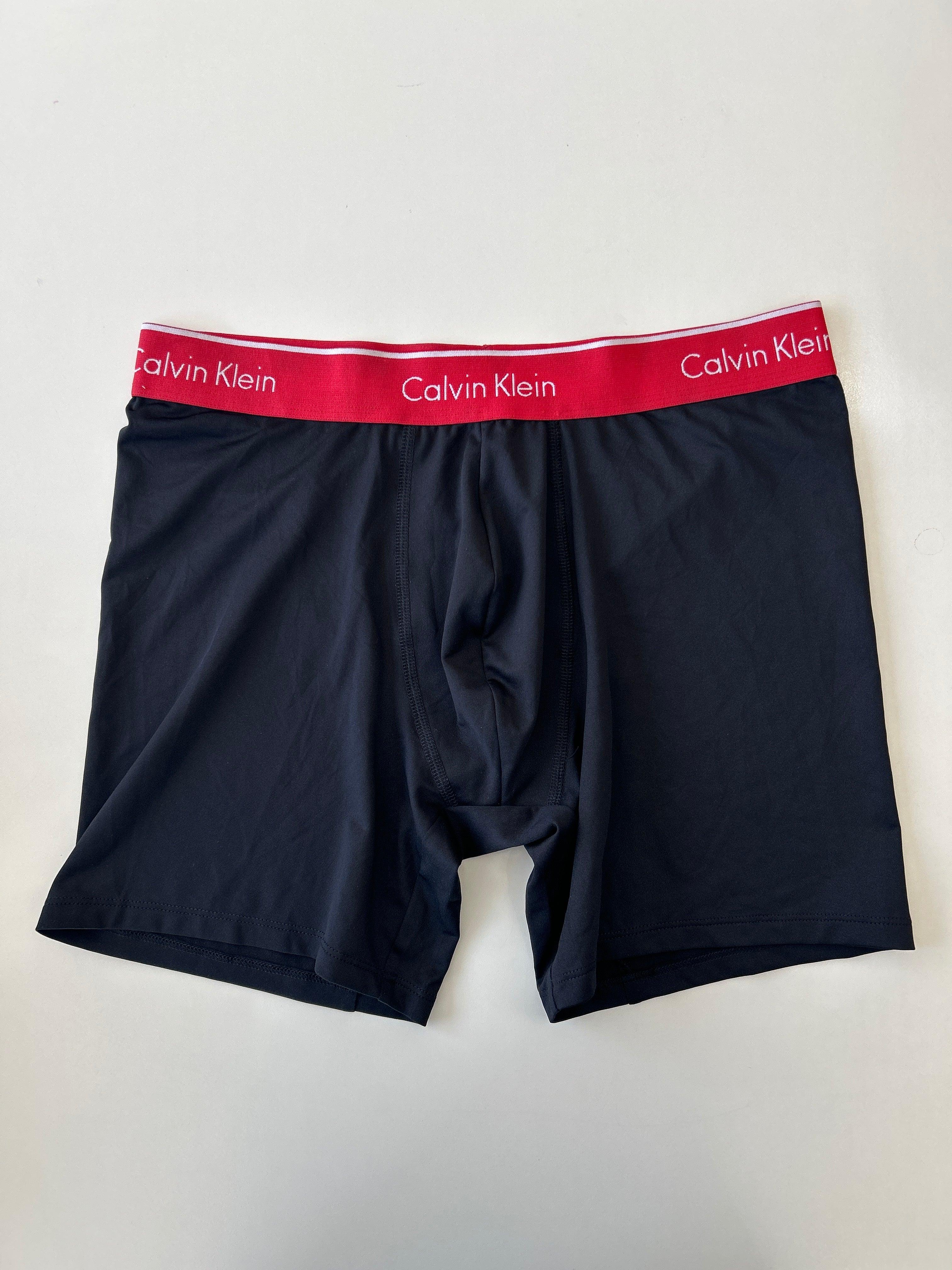 سروال داخلي رجالي مطاطي من كالفن كلاين M Black 21 قطعة واحدة