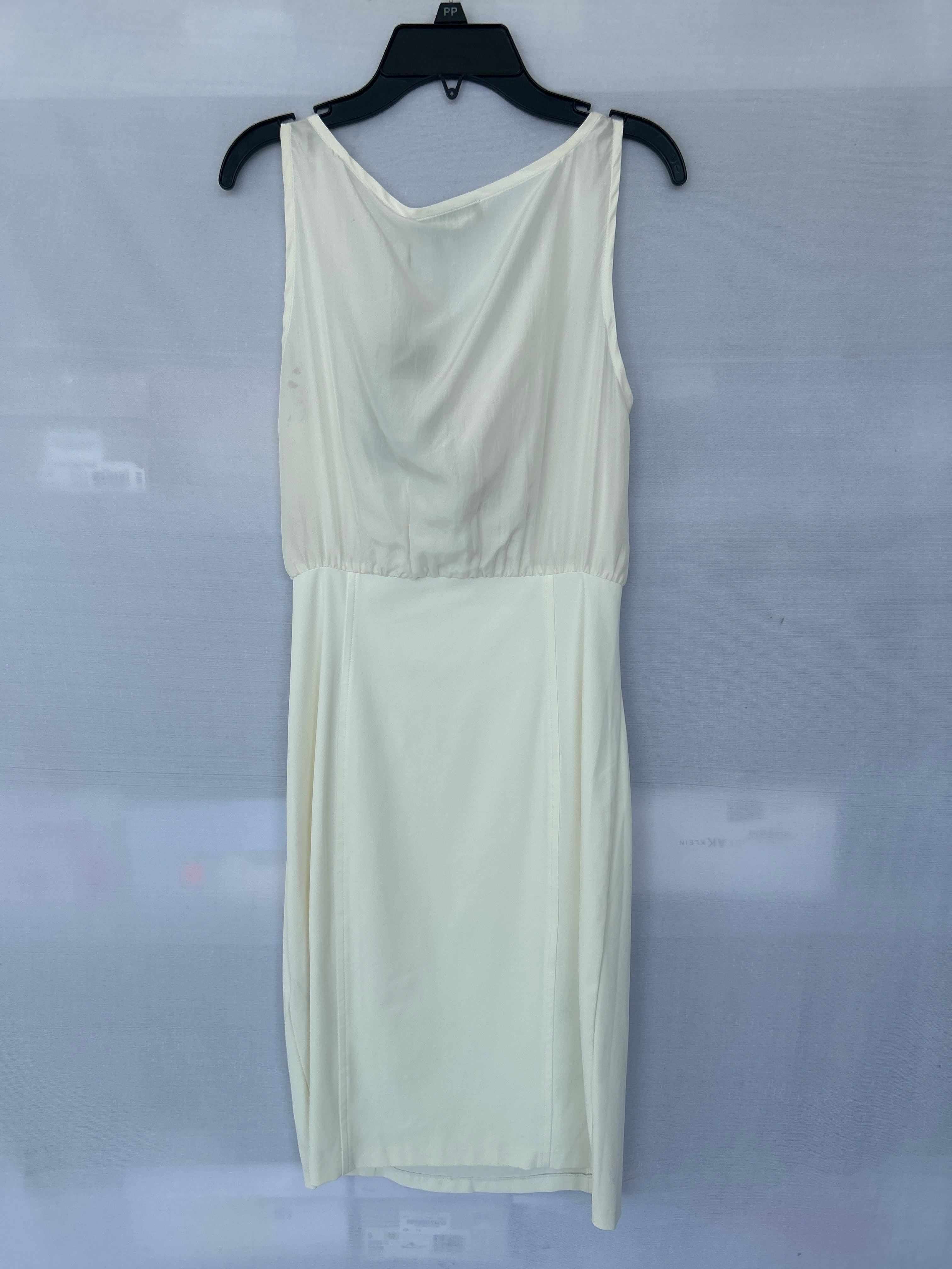 فستان تروساردي نسائي بدون أكمام باللون الأبيض Col-101 661250