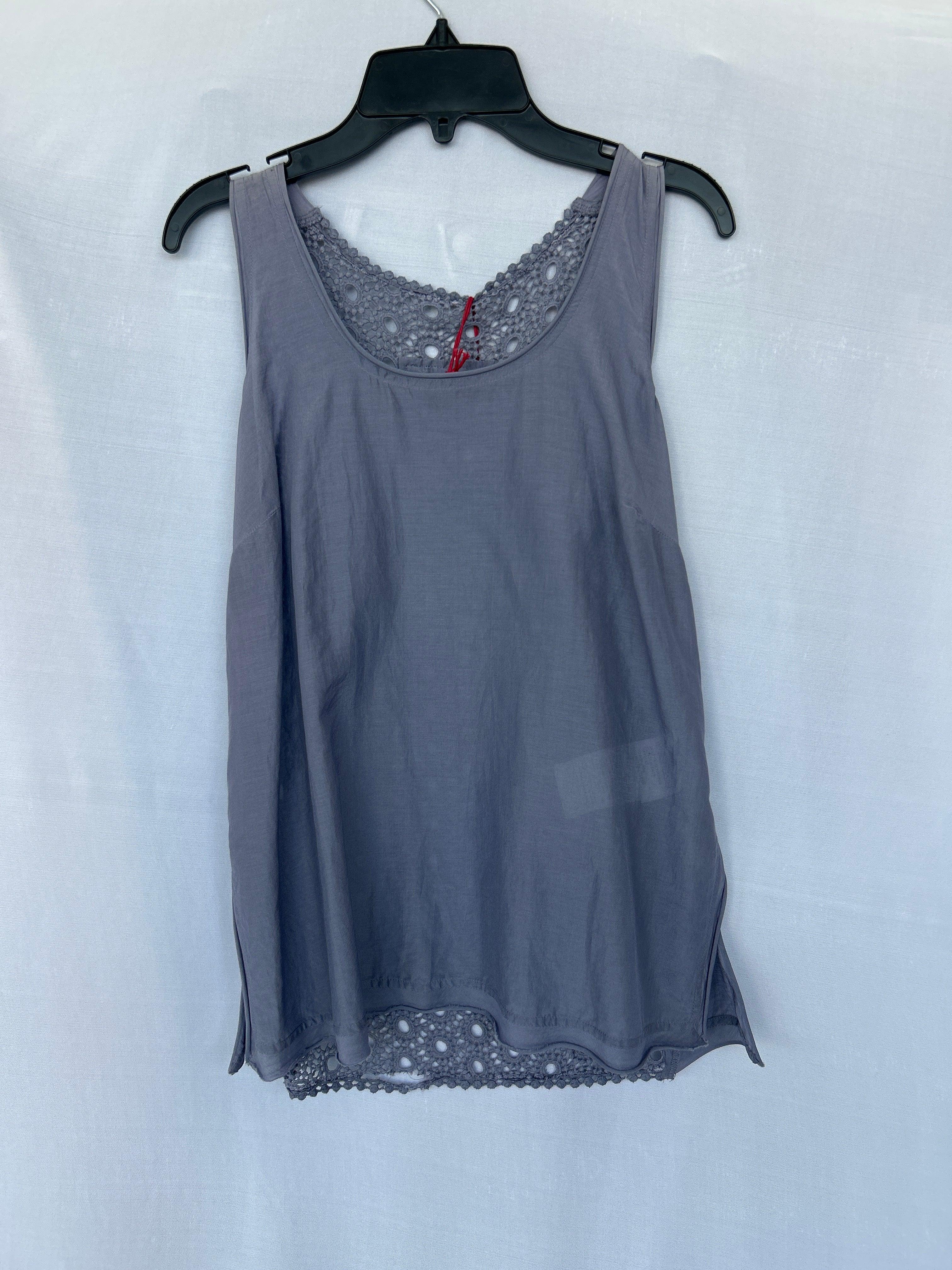 بلوزة نسائية بدون أكمام من Trussardi 564559 باللون الأزرق S-47