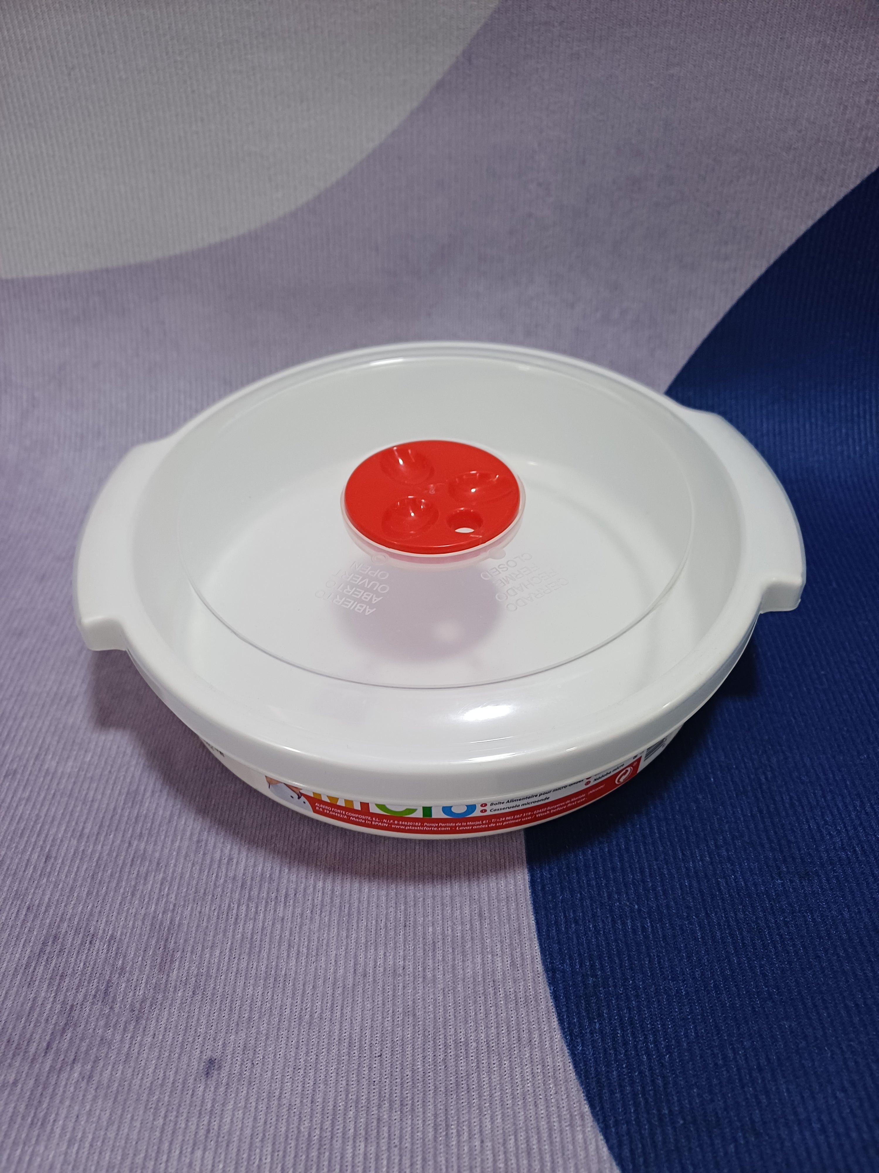 صندوق HEREMET 4416. أفران ميكروويف