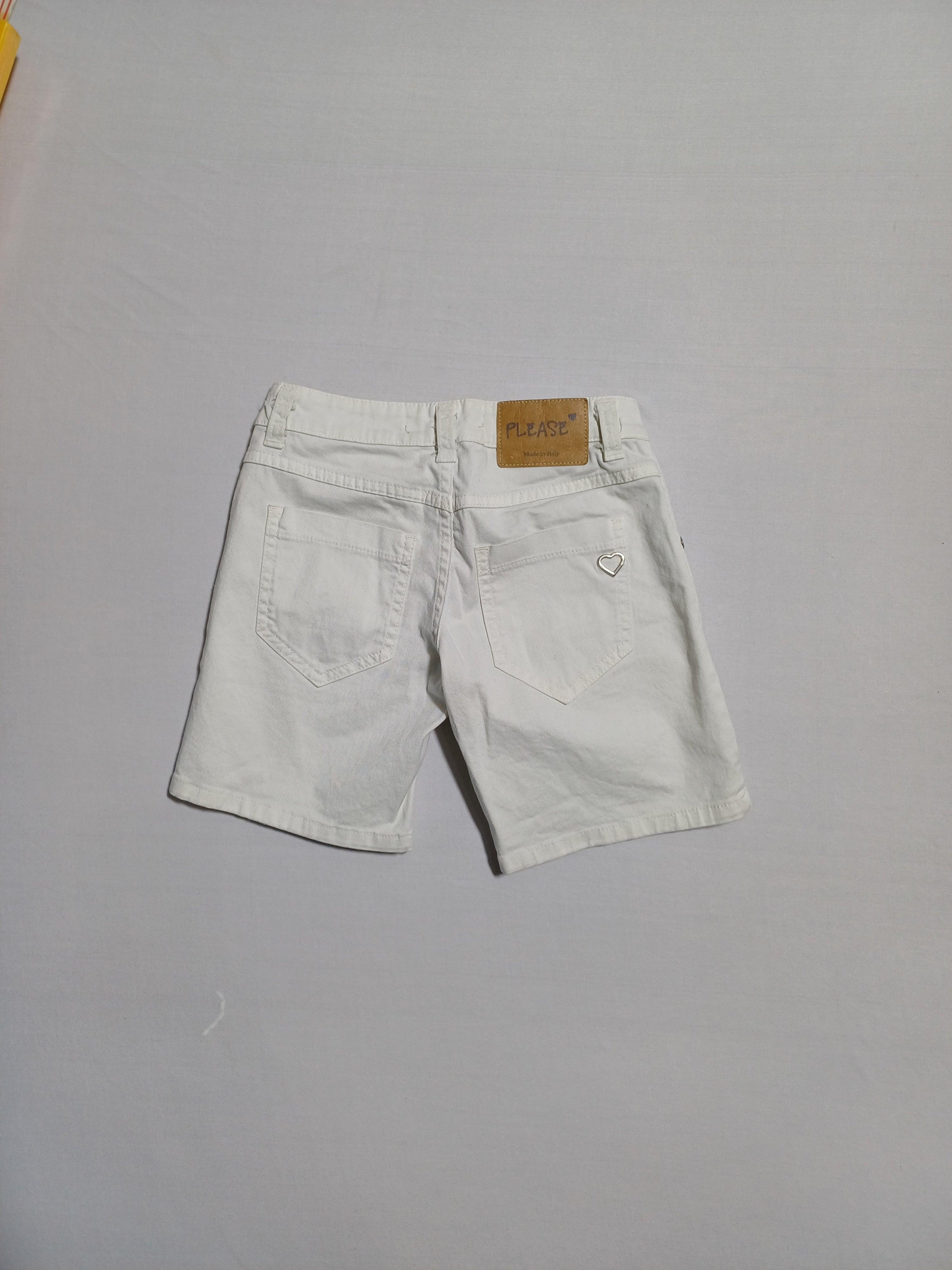 شورتات قصيرة للبنات باللون الأبيض من PLEASE 00115