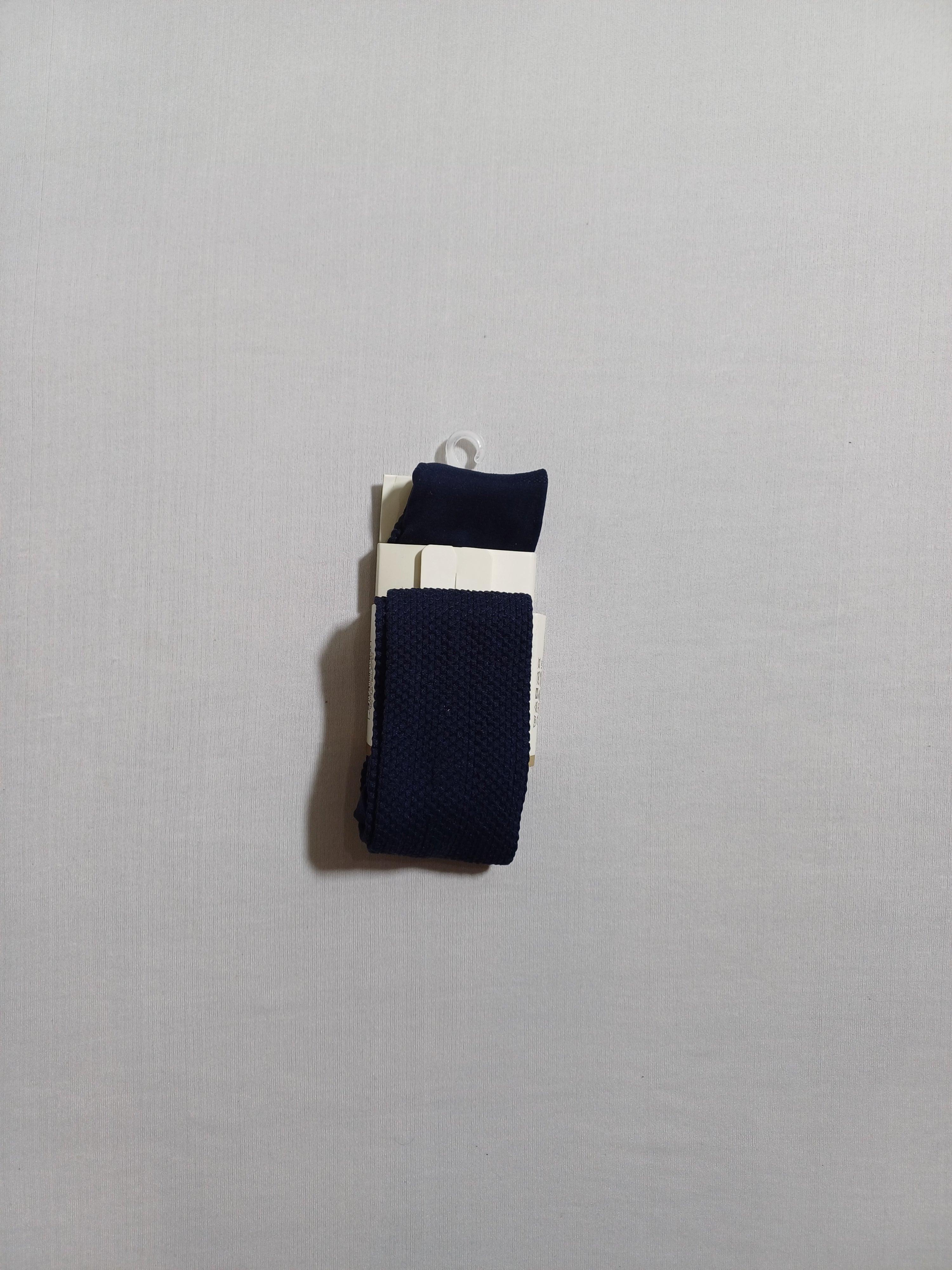 600068 جوارب طويلة من بيريكيت باللون الأزرق البحري