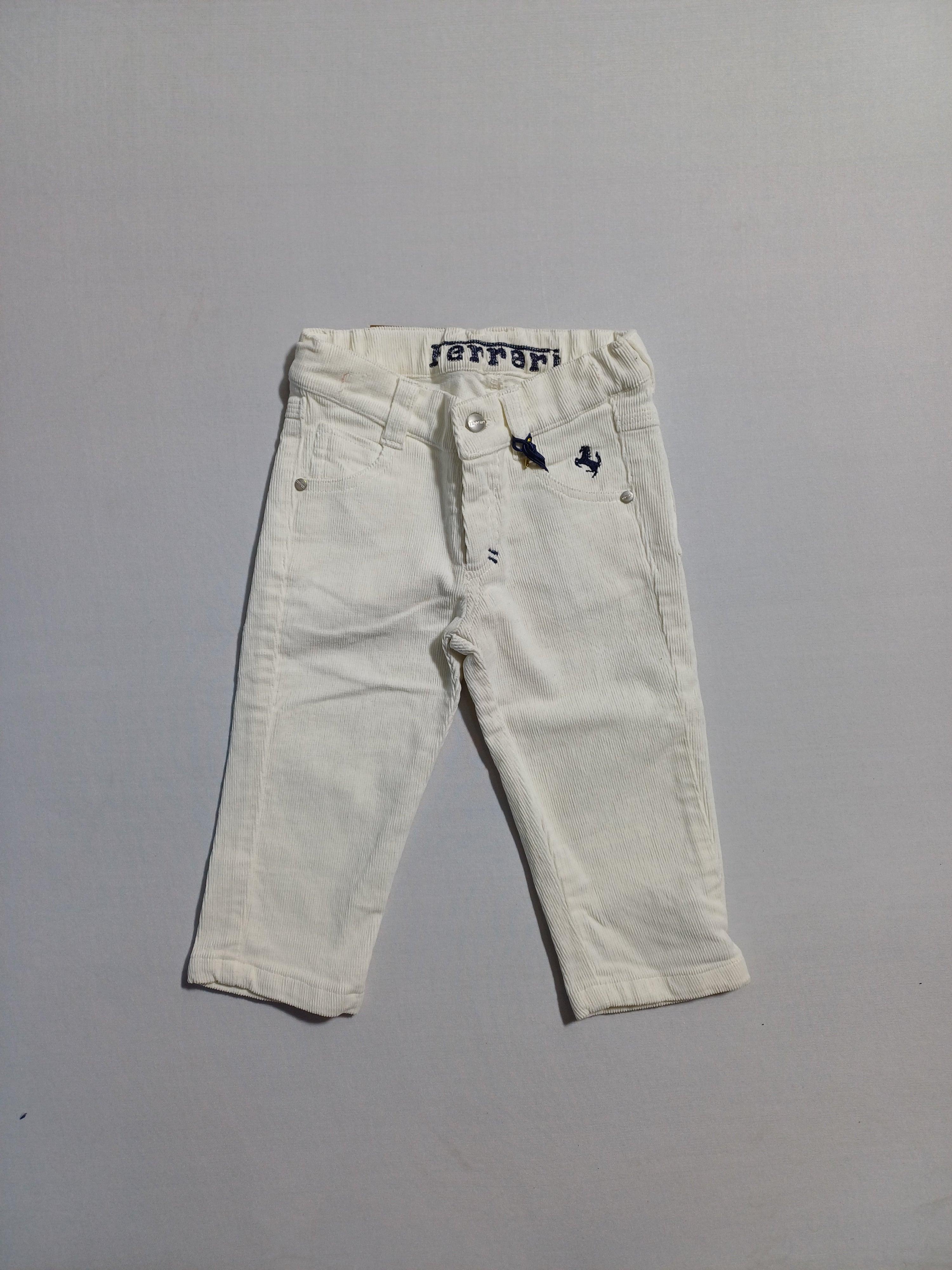 بنطلون فيراري أبيض من قماش مخملي للأولاد بعمر 12 شهرًا FE2600