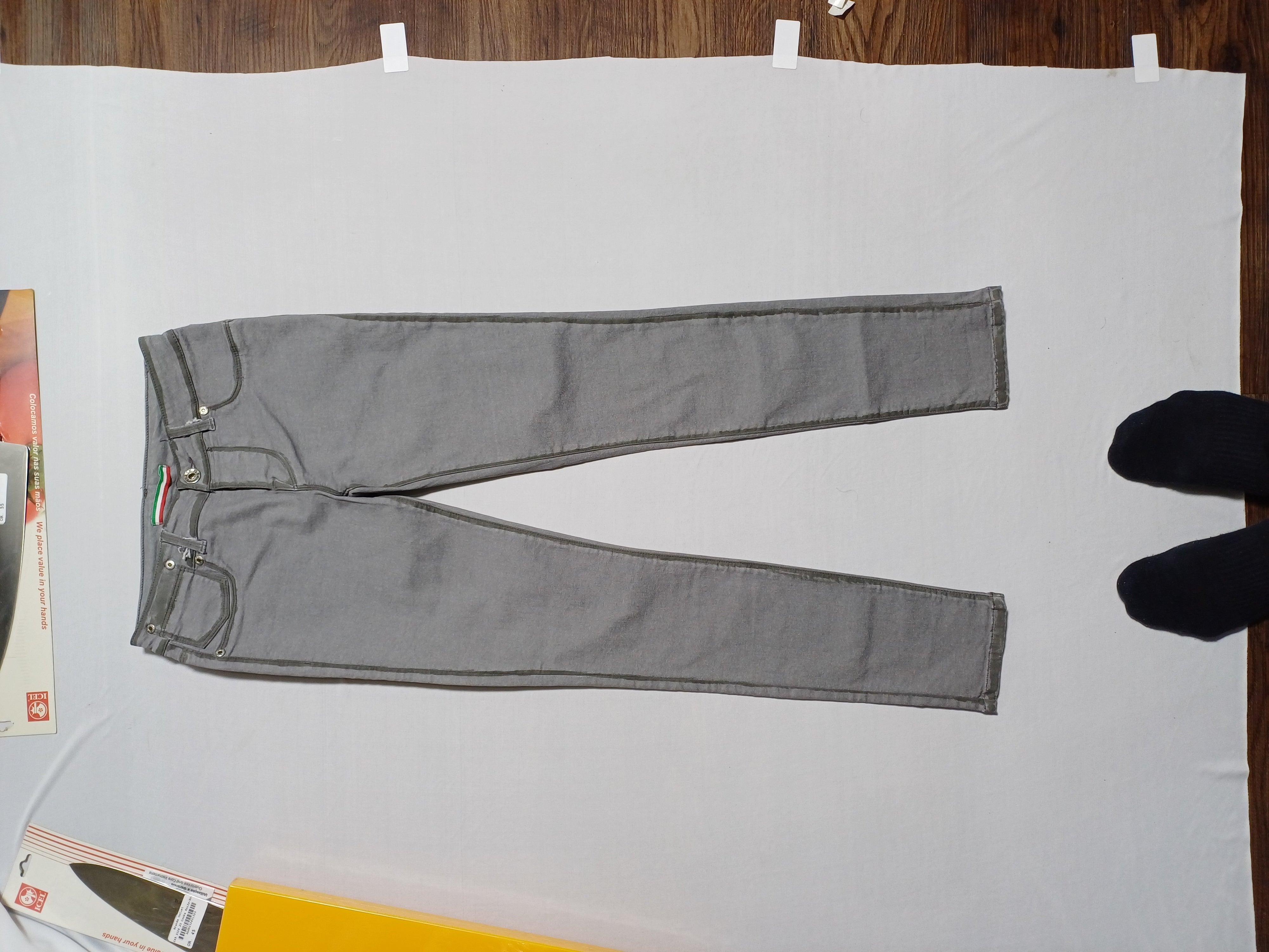 من فضلك بنطلون رمادي للبنات مقاس L 01990