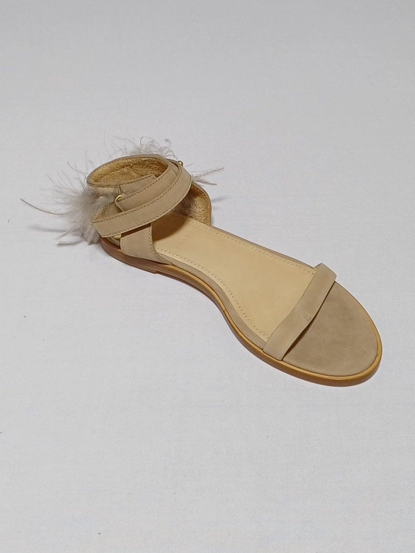 صندل مسطح نسائي من برونيللو كوتشينيلي C2303 MZDOCU736