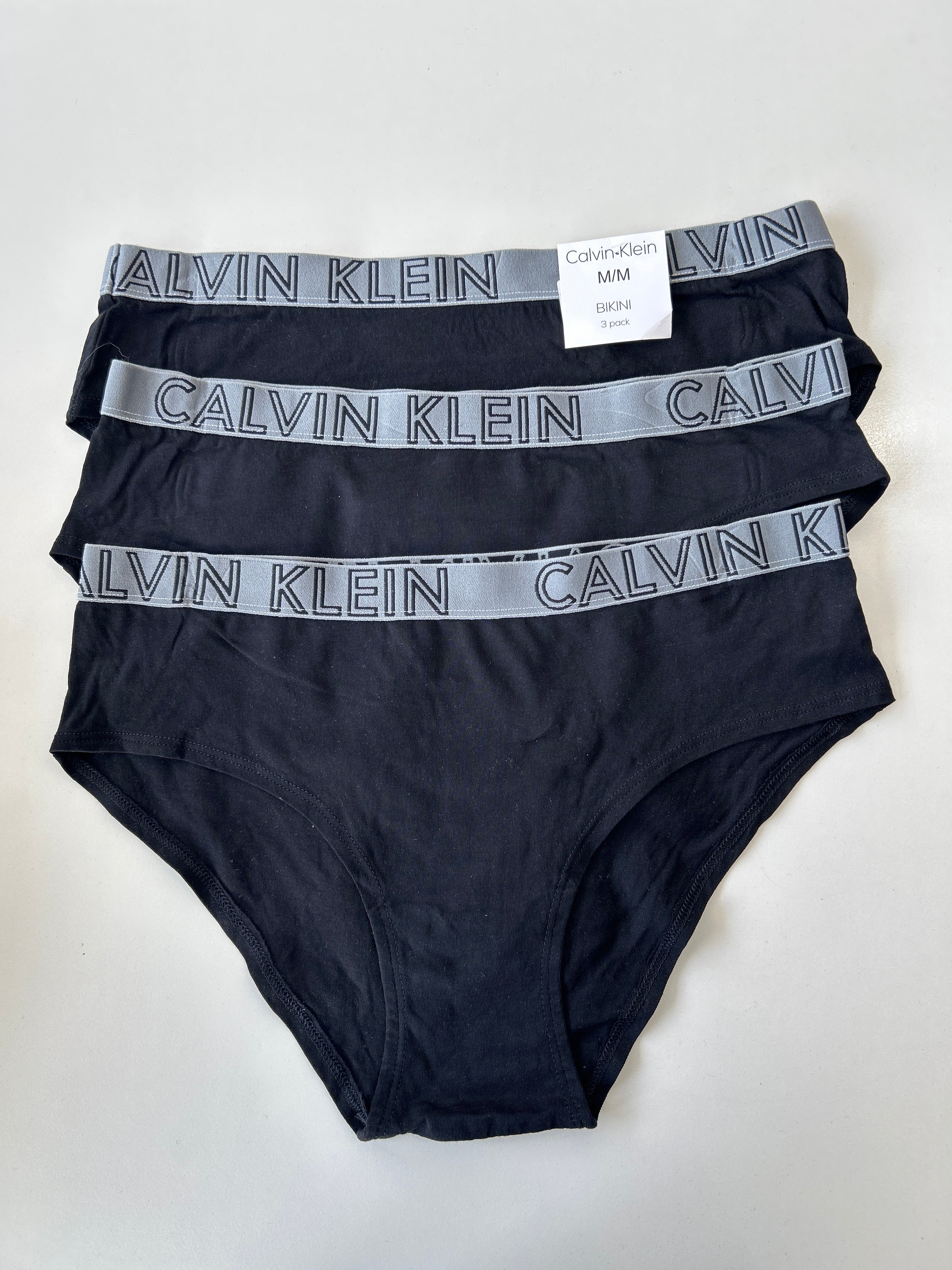 M Calvin Klein مجموعة من 3 قطع بيكيني داخلية