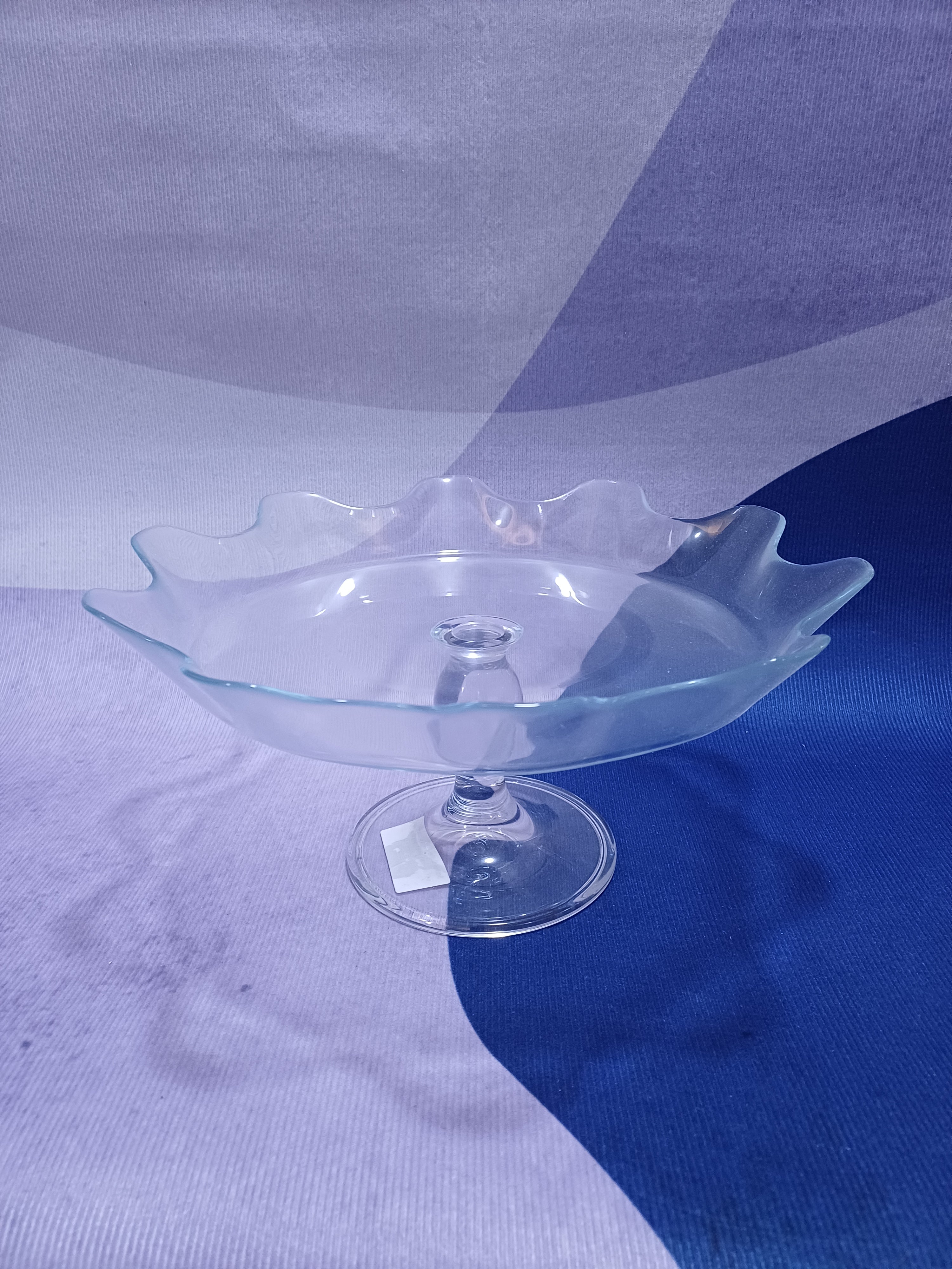 95105/1012907 طبق مع قدم