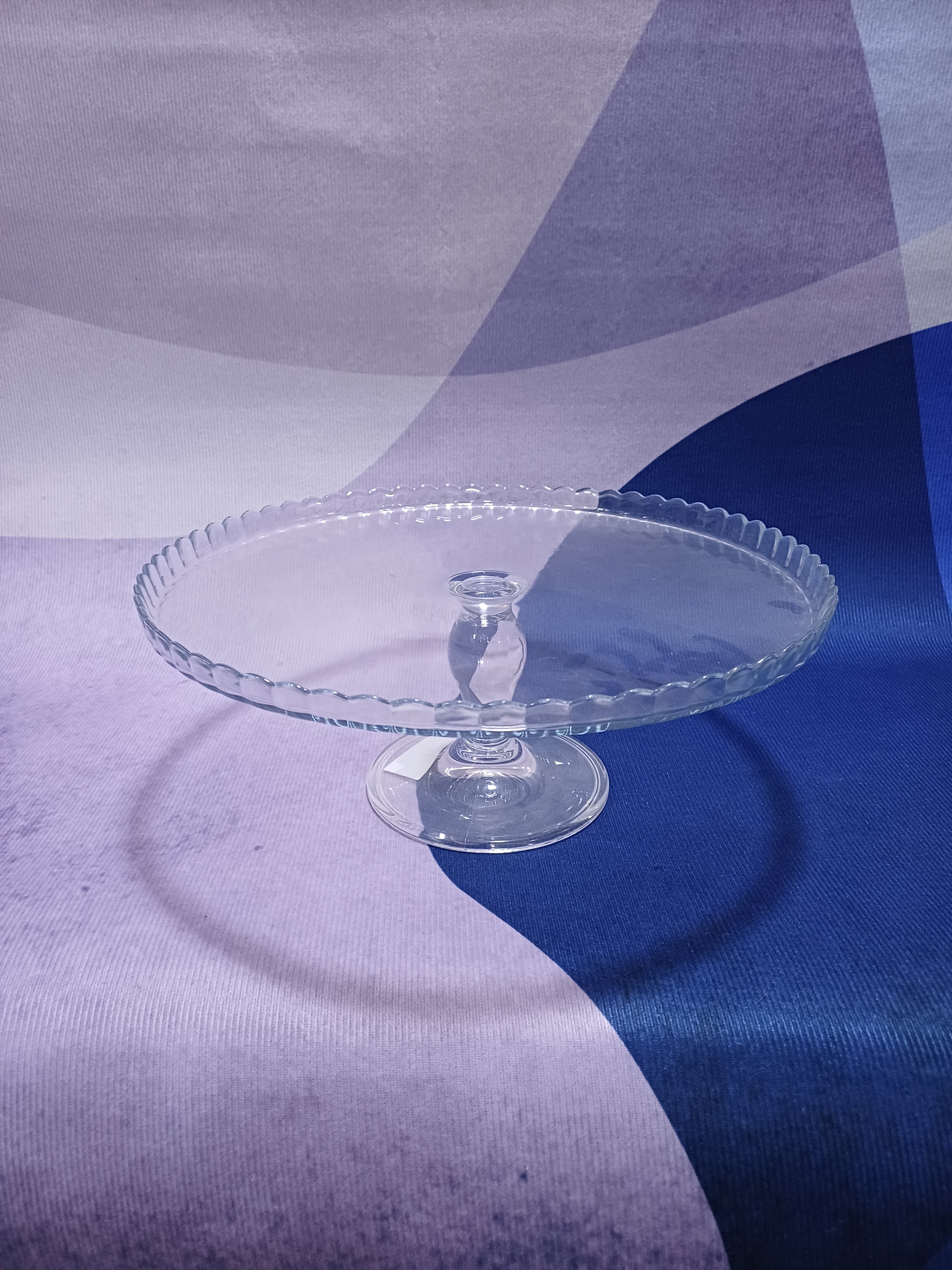 95117/1070903 طبق مع قدم