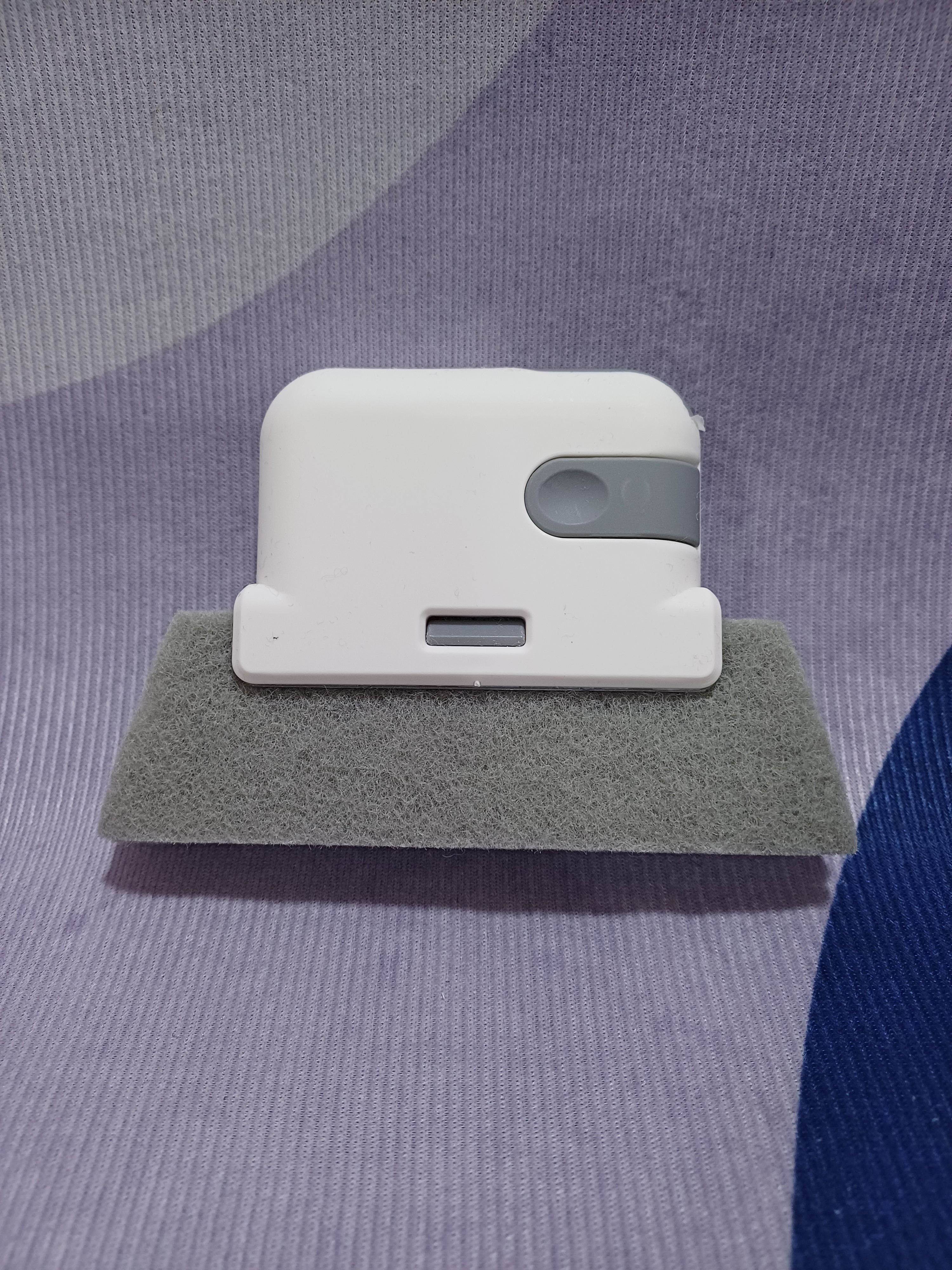 Window gap cleaner Design 1